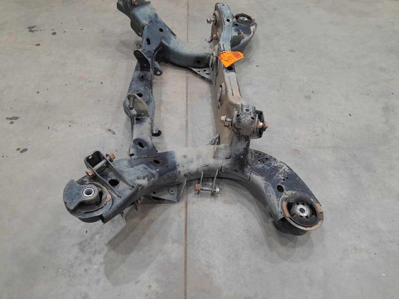 2014 Chrysler 300 Crossmember/Cradle/Undercarria