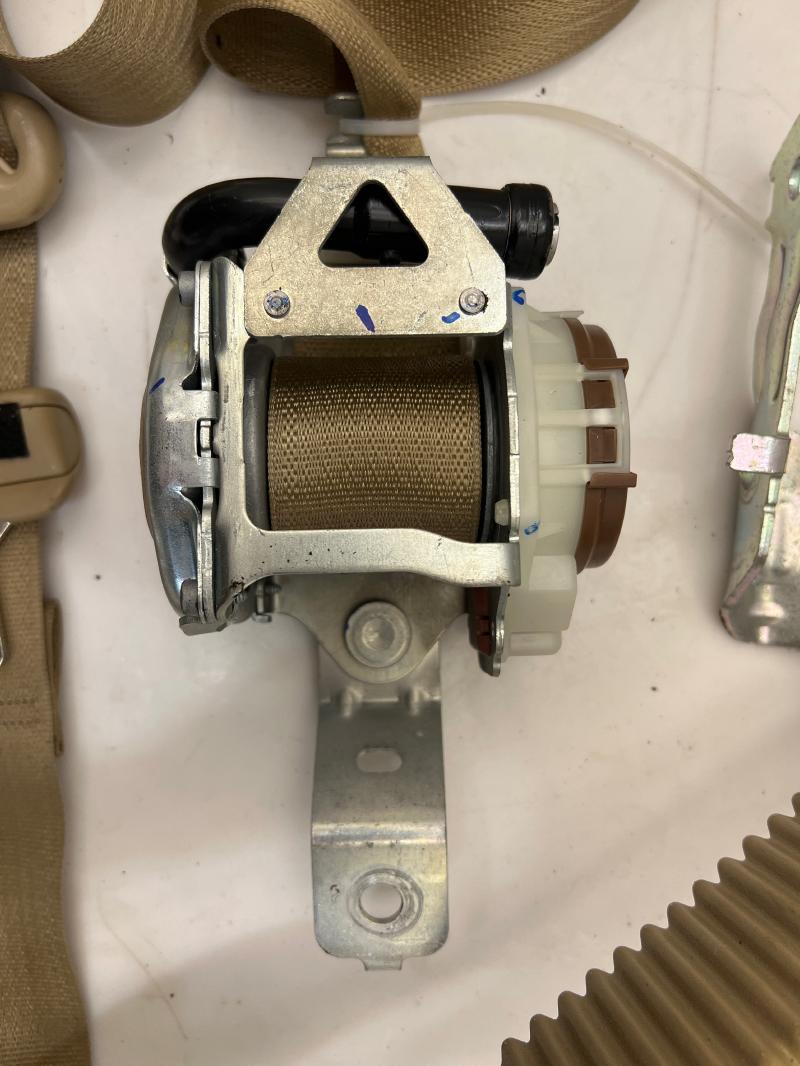 2016 Ford F-150 Front Seat Belt