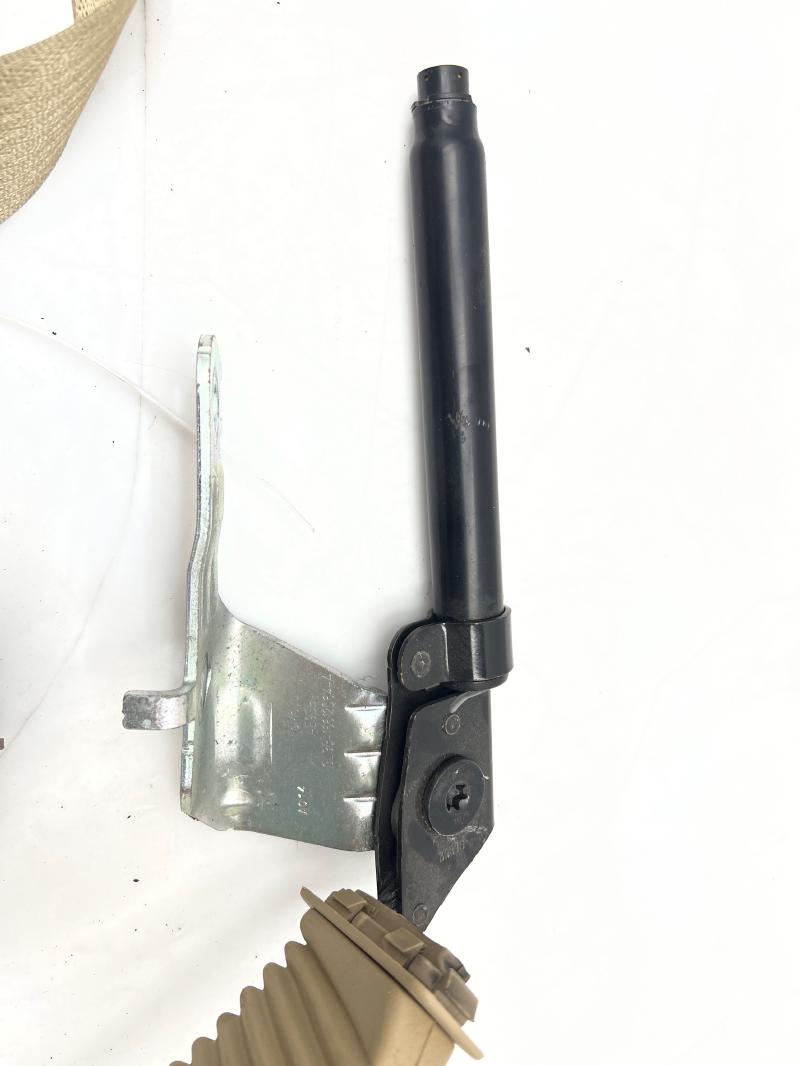 2016 Ford F-150 Front Seat Belt