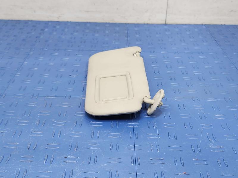 2013 Toyota Yaris Sun Visor