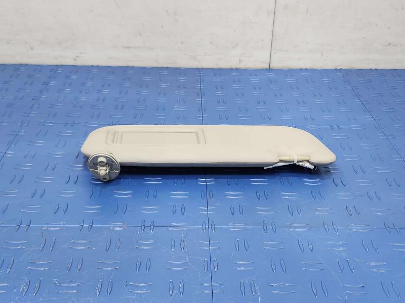 2013 Toyota Yaris Sun Visor