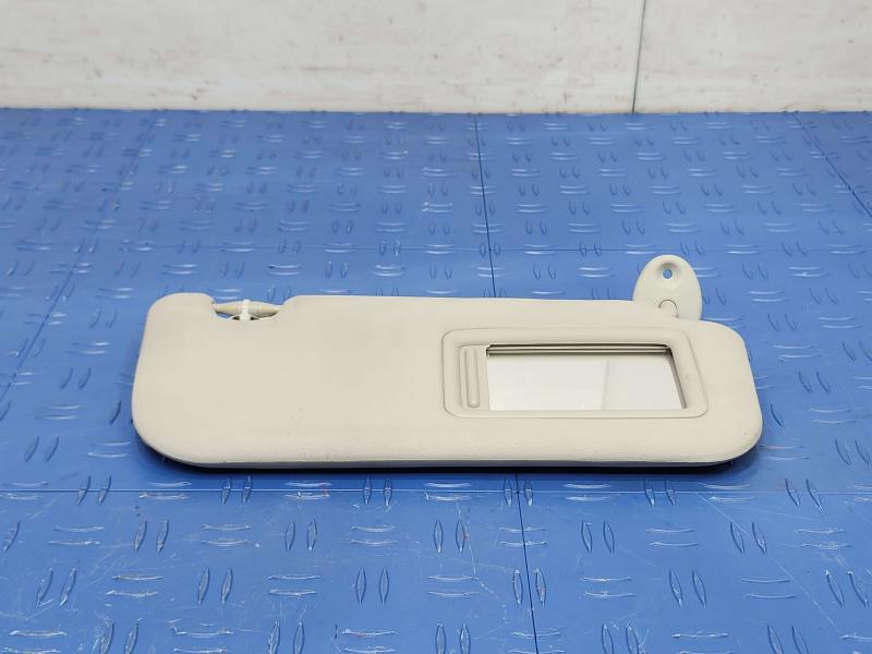 2013 Toyota Yaris Sun Visor