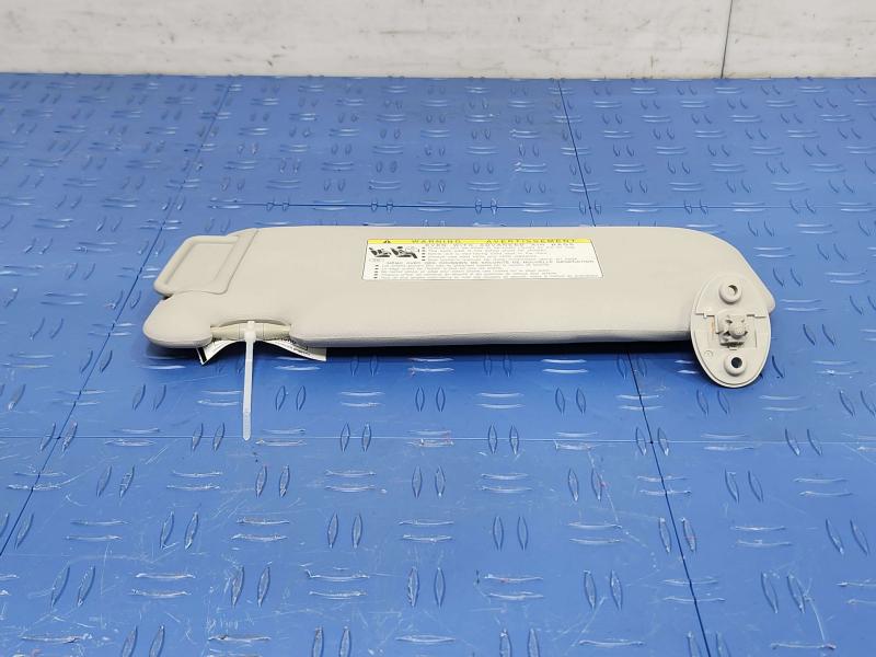 2013 Toyota Yaris Sun Visor