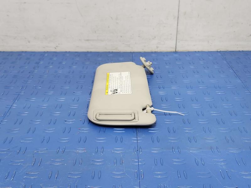 2013 Toyota Yaris Sun Visor