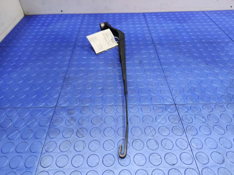 2016 Nissan Rogue Wiper Arm