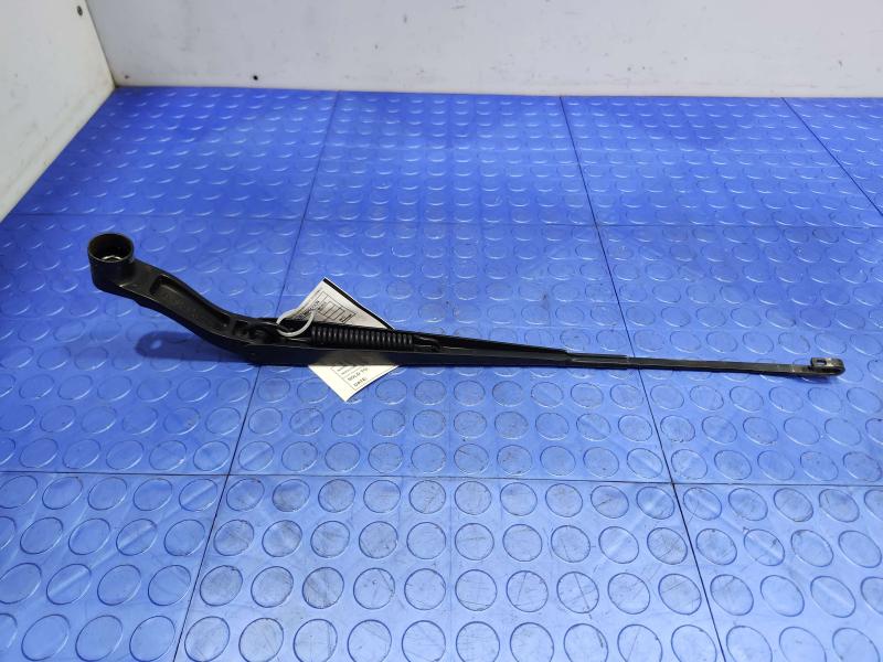 2016 Nissan Rogue Wiper Arm