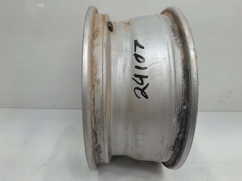 2004 GMC Canyon Wheel