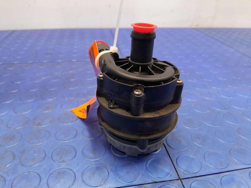 2014-2024 Maserati Ghibli Auxiliary Water Pump Genuine OEM 670005347