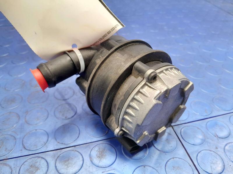 2014-2024 Maserati Ghibli Auxiliary Water Pump Genuine OEM 670005347