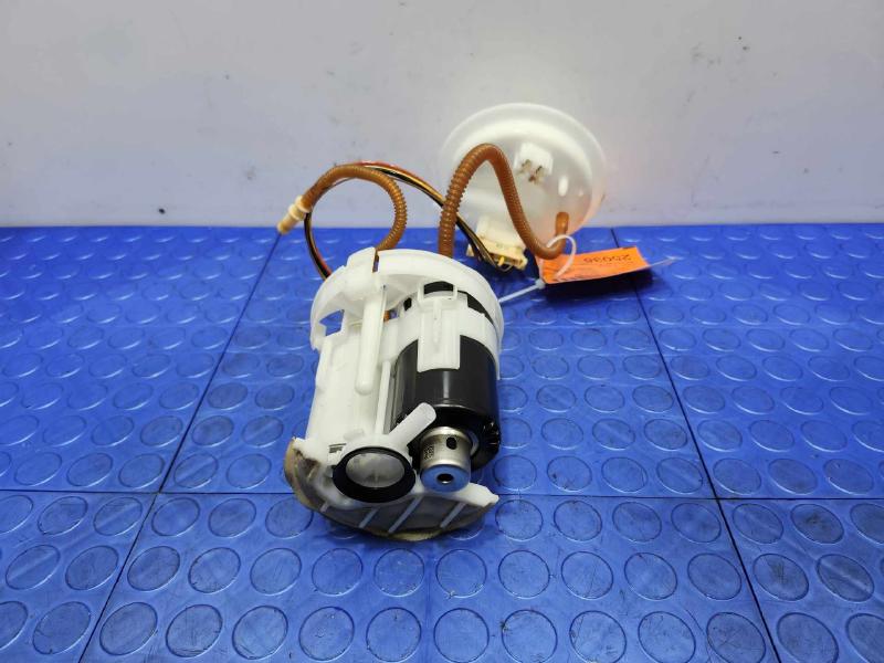 2017-2024 Audi Q7 2.0L Tank Mounted Fuel Pump Assembly Genuine OEM 4M0919087D