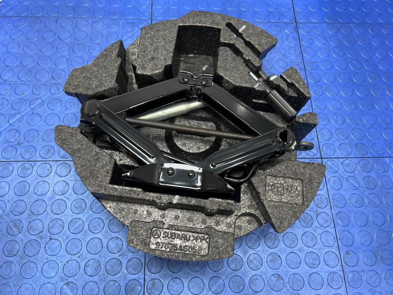 2014 Subaru Legacy Jack Assembly