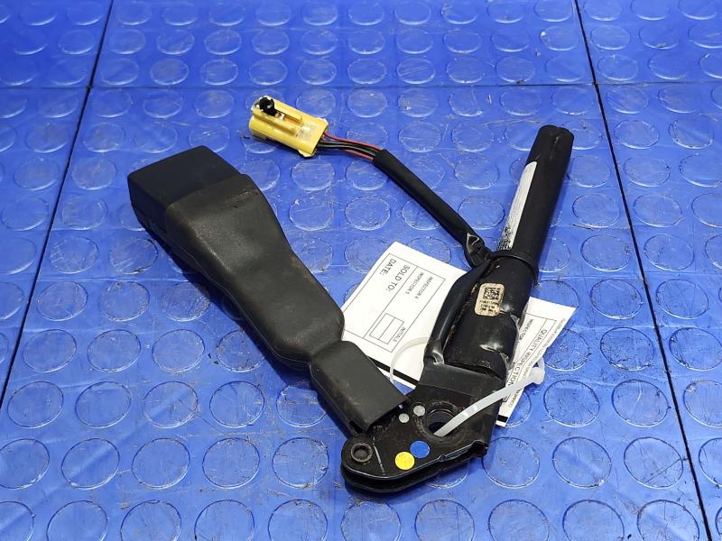 2012 Dodge Grand Caravan Front Seat Belt