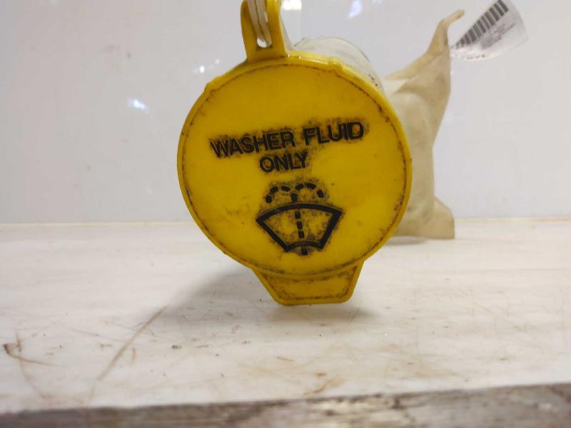 2008 Dodge Charger Washer Bottle