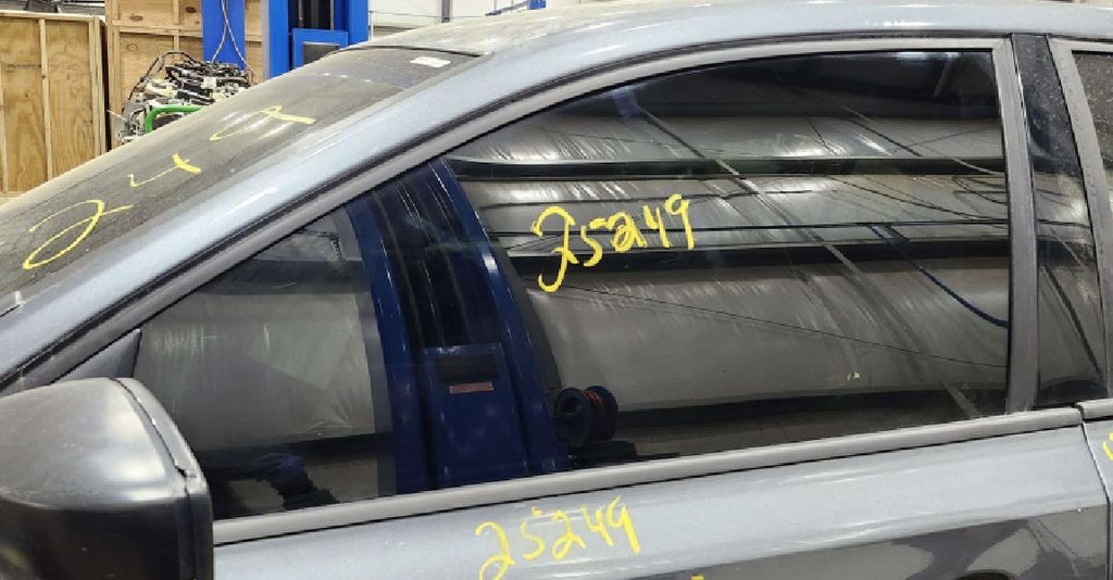 2016 Volkswagen Jetta Front Door Glass/Window