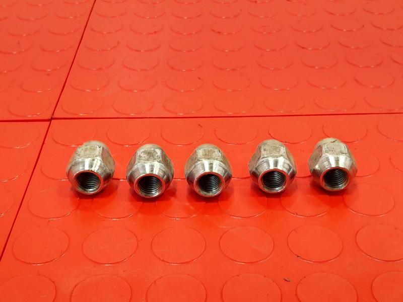 2014 Kia Forte Lug Nuts