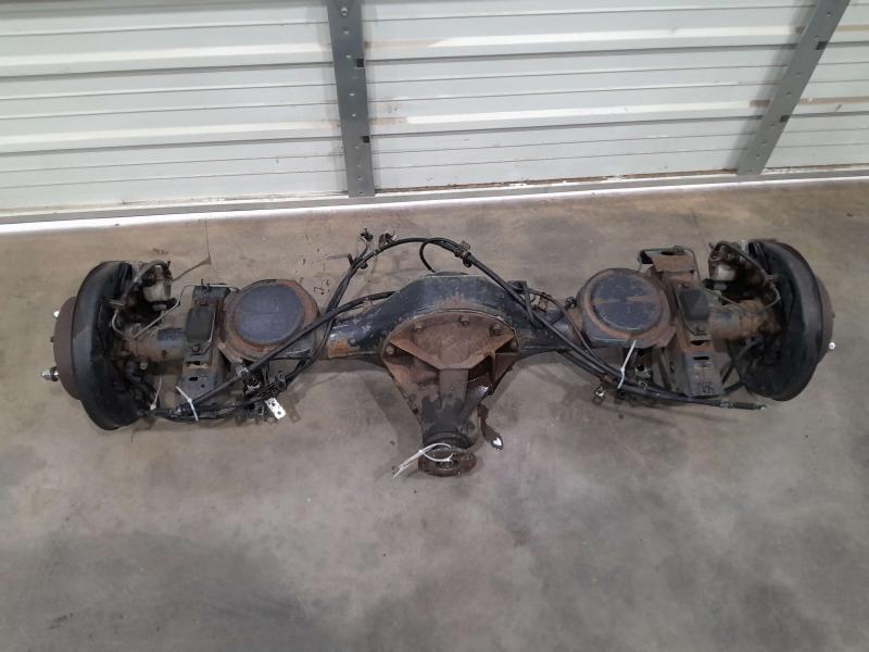 2002 Mitsubishi Monterosp Rear Axle Assy.