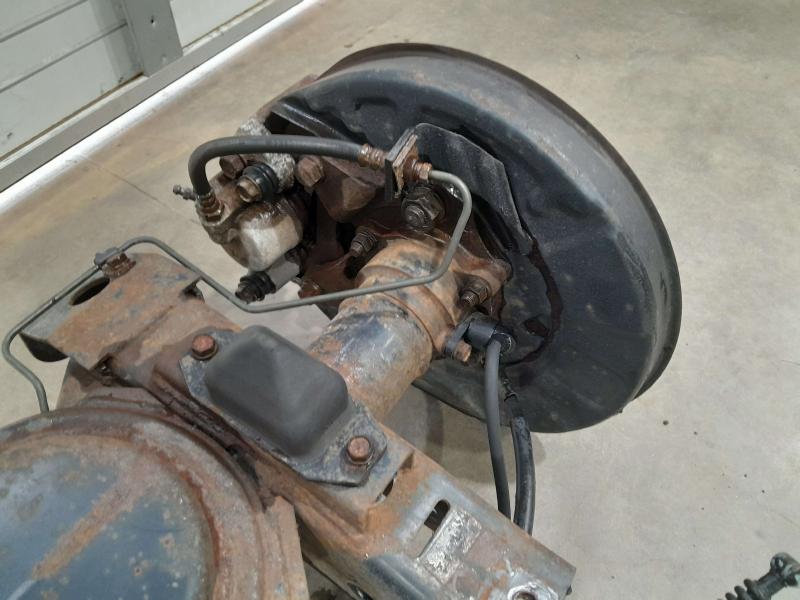 2002 Mitsubishi Monterosp Rear Axle Assy.