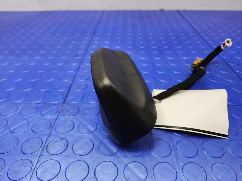 2021 Chrysler Voyager Antenna