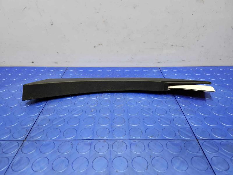 2013 Hyundai Santa Fe Wheel Opening Moulding