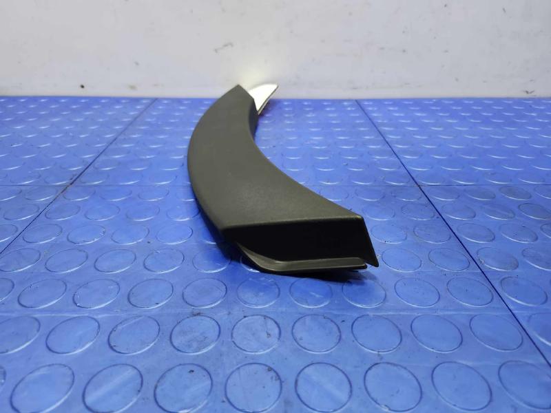 2013 Hyundai Santa Fe Wheel Opening Moulding