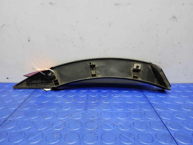 2013 Hyundai Santa Fe Wheel Opening Moulding