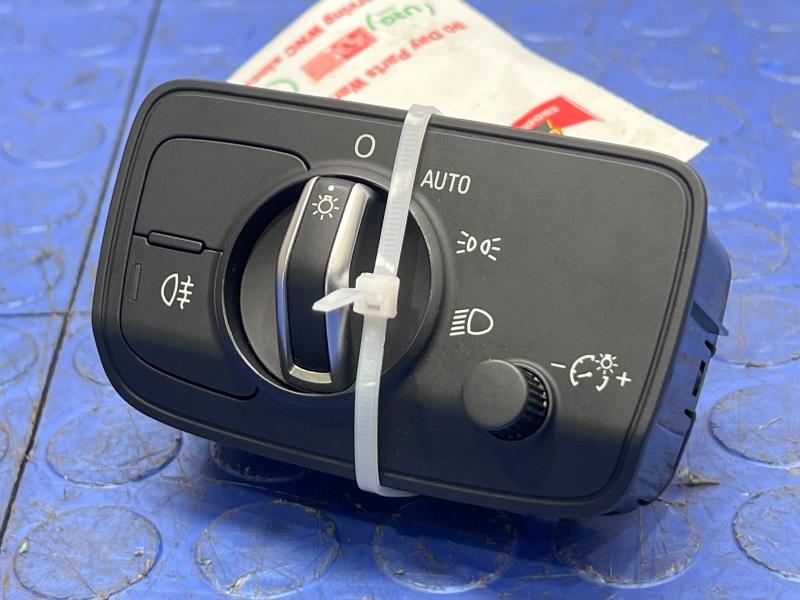 2015-2020 Audi A3 Headlight Control Switch with Fog Lamps OEM 8V0941531AD