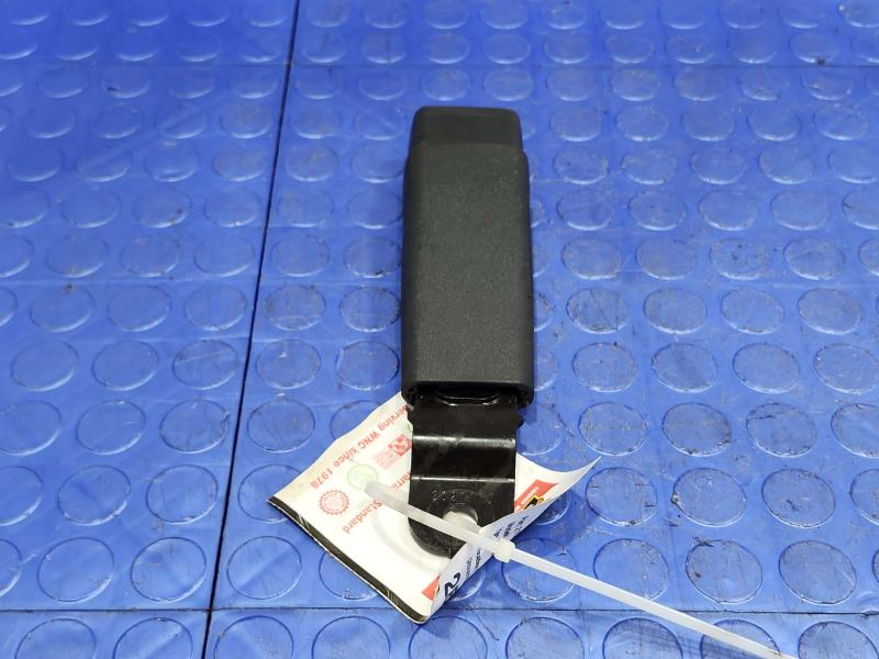 2010 Dodge Challenger Front Seat Belt