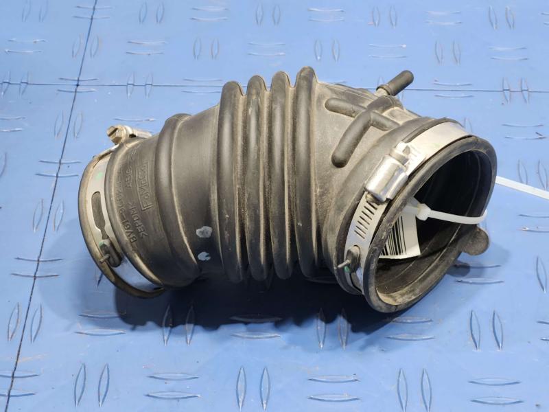 2012 Ford Focus Air Intake Tube/Resonator