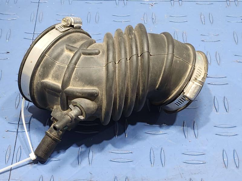 2012 Ford Focus Air Intake Tube/Resonator
