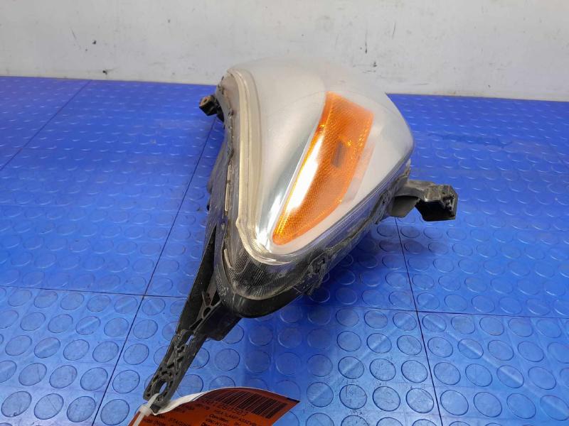2014 Nissan Versa Headlamp Assembly