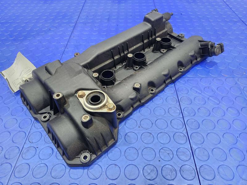 2011 Kia Sorento Valve Cover
