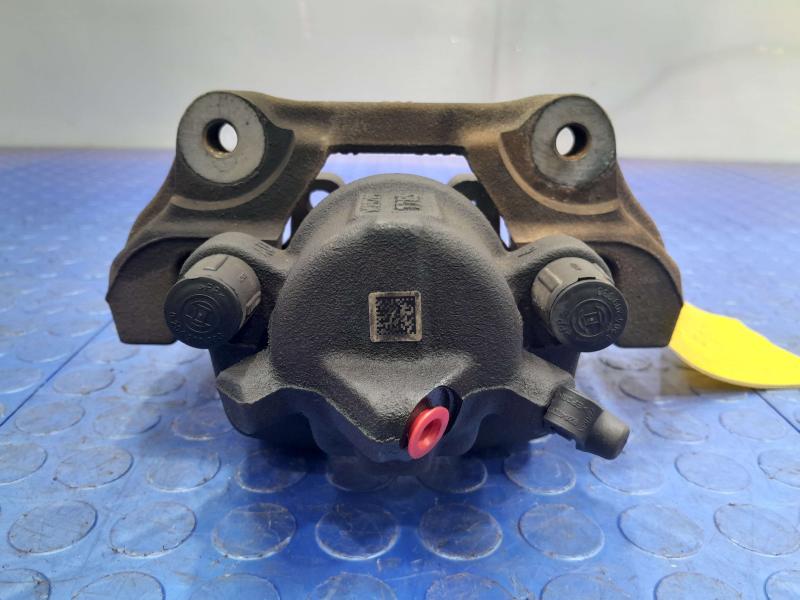 2015 BMW 328i Caliper