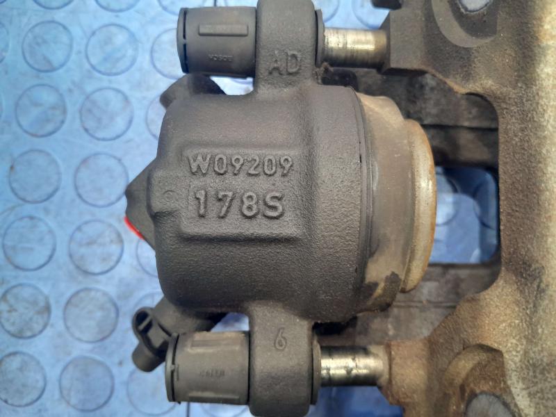2015 BMW 328i Caliper