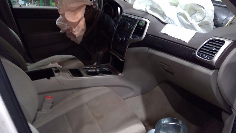2011 Jeep Grand Cherokee Quarter Panel