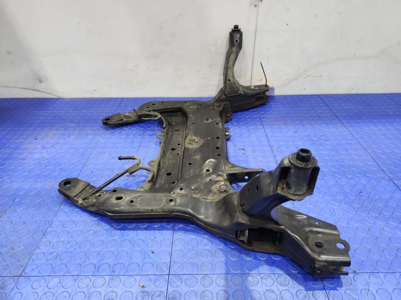 2017 BMW X1 Crossmember/Cradle/Undercarria