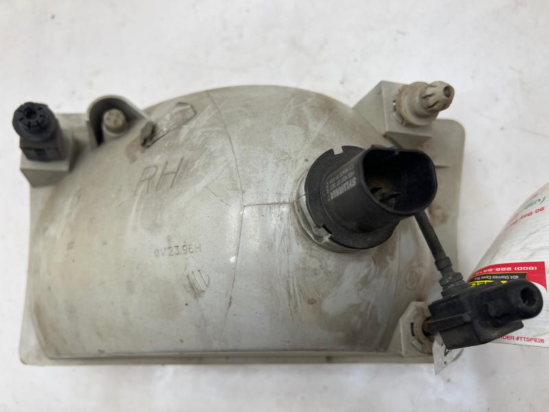 1999 2000 Ford F250 F350 F450 F550 Composite Headlight RH Passenger Side OEM XC3Z13008AA