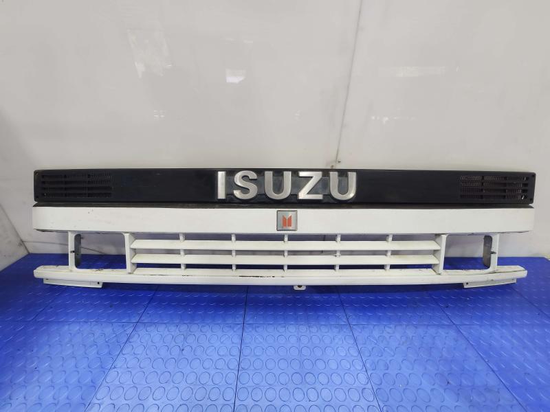 1988-1993 Isuzu NPR Front Grille Grill Assembly Gray OEM Cabover Truck Diesel