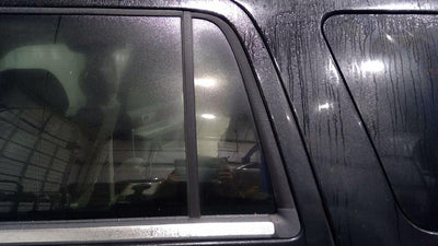 2004 Lincoln Navigator Rear Vent Glass/Window