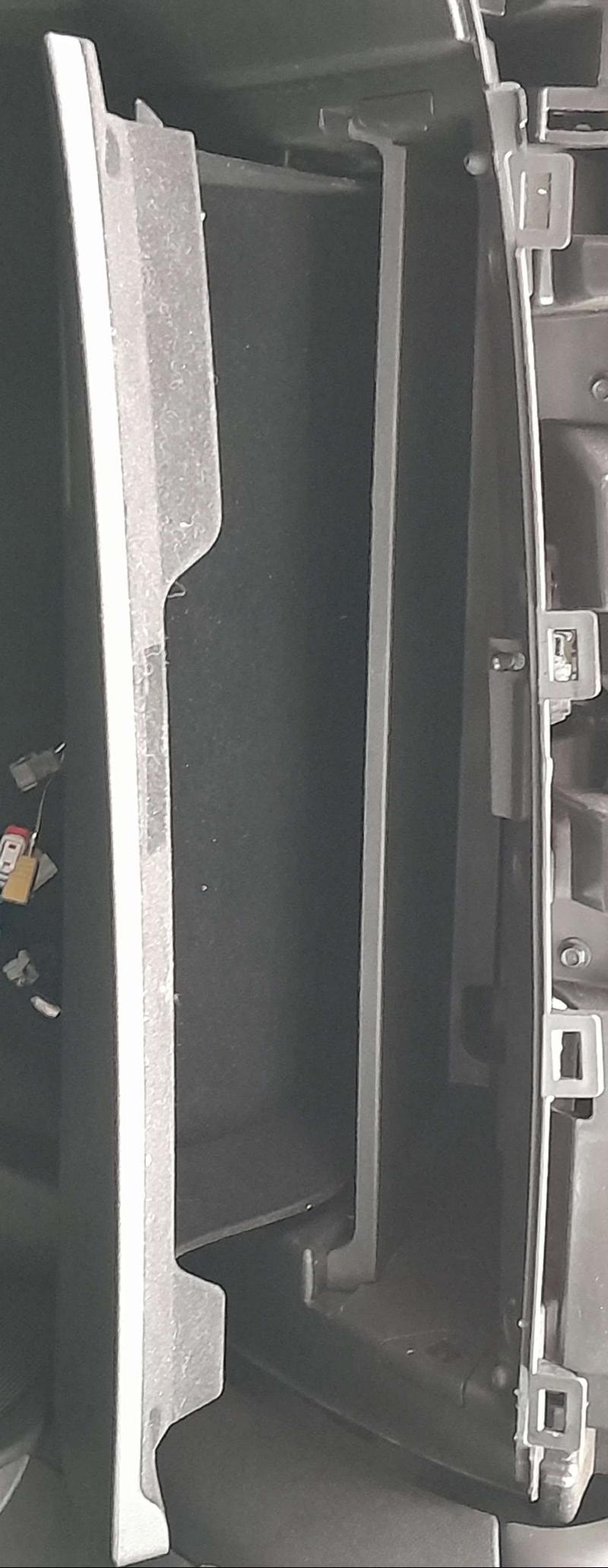 2017 Buick LaCrosse Glove Box