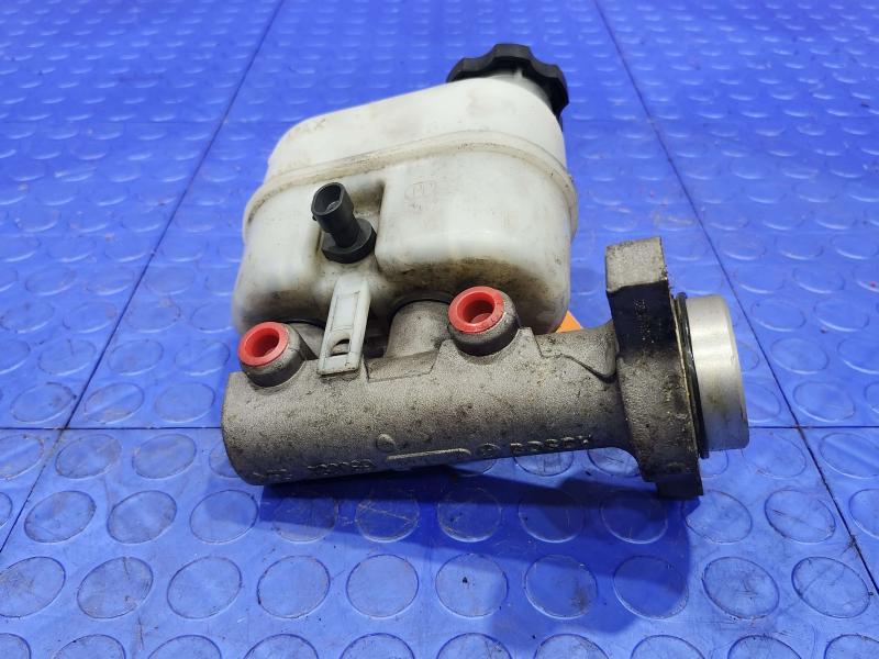 2010 Chevrolet Tahoe Master Cylinder