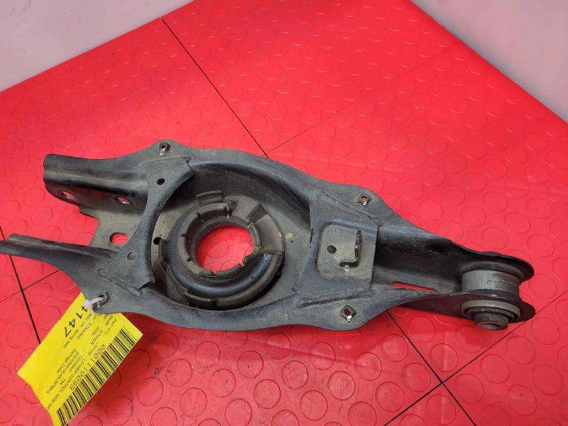 2020 Kia Stinger Lower Control Arm Rr
