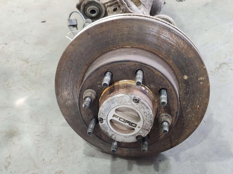 2013 Ford F-250 Super Duty Front Axle Assy.Also See Crr