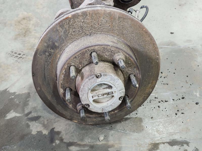2013 Ford F-250 Super Duty Front Axle Assy.Also See Crr