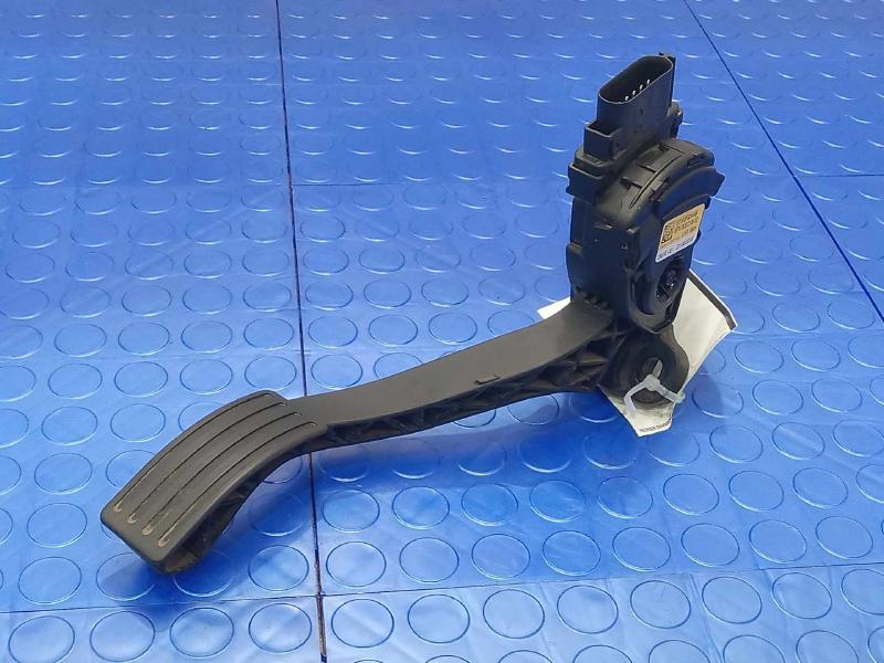 2010-2013 Ford Transit Connect Accelerator Pedal Assembly OEM 9T16-9F836-AB