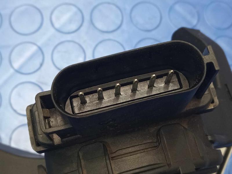 2010-2013 Ford Transit Connect Accelerator Pedal Assembly OEM 9T16-9F836-AB
