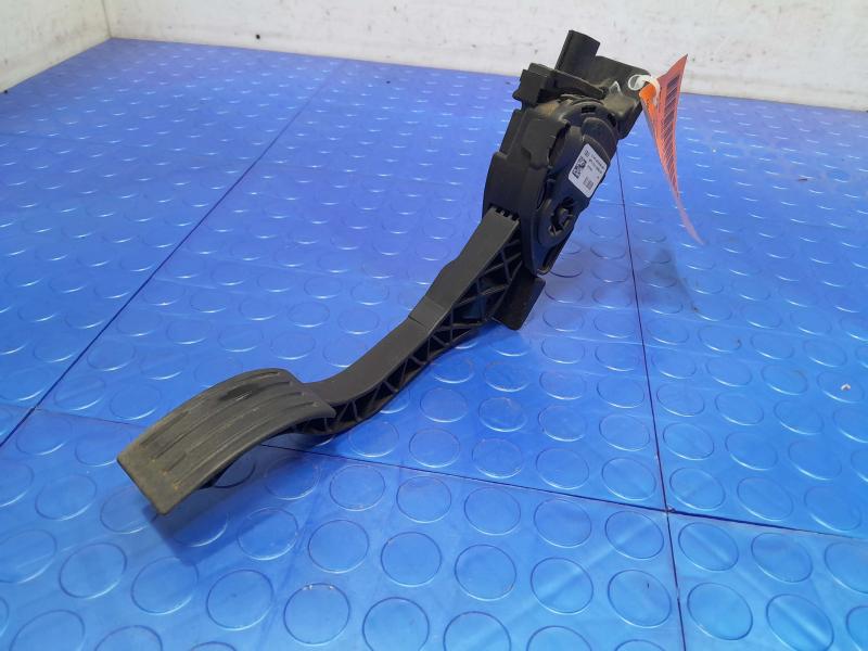 2015 Ford Transit Connect Pedal Assembly