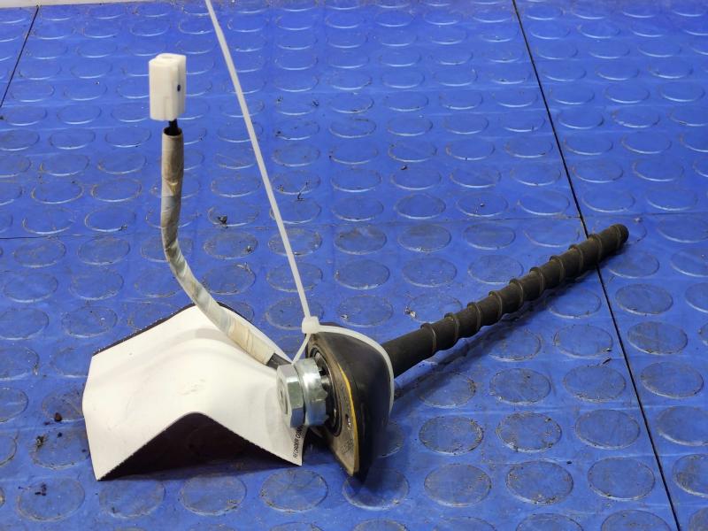 2011-2015 Toyota Prius Radio Antenna Assembly with Bluetooth OEM 8676047041