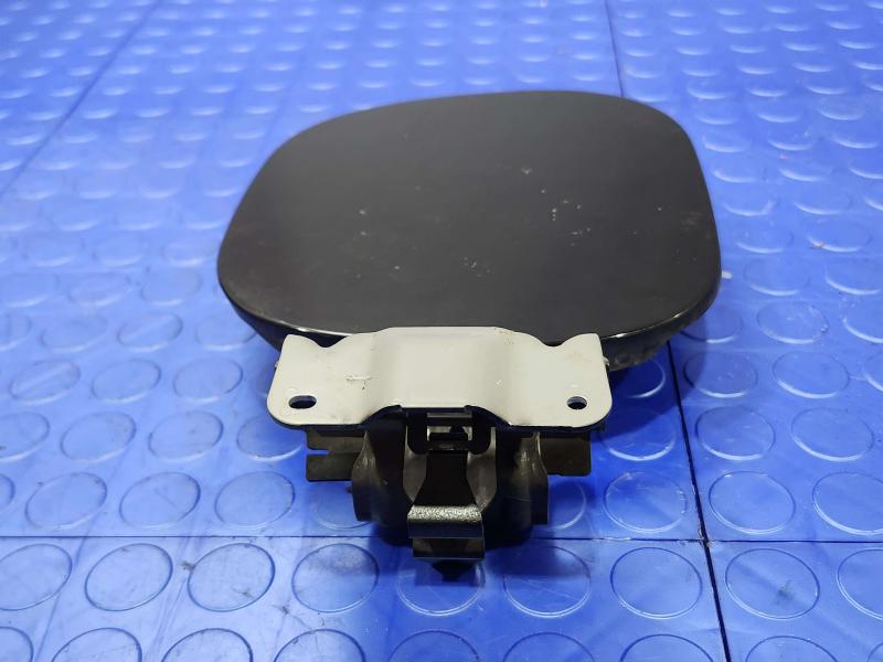 2013 Infiniti FX35 Fuel Tank Door