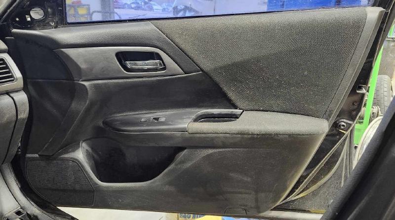 2013 Honda Accord Front Door Trim Panel