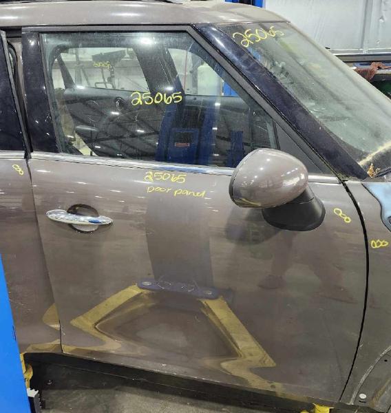2014 MINI Cooper Countryman Front Door